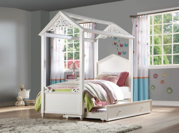 Cottage House Bed in White
