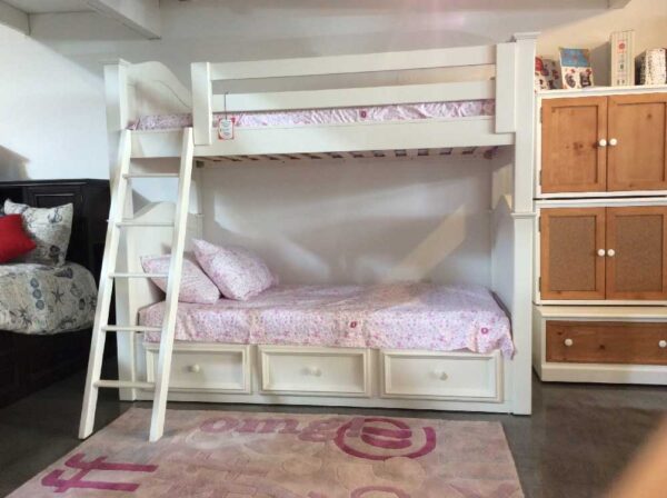 Country Hill Collection Bunk Bed - Image 3