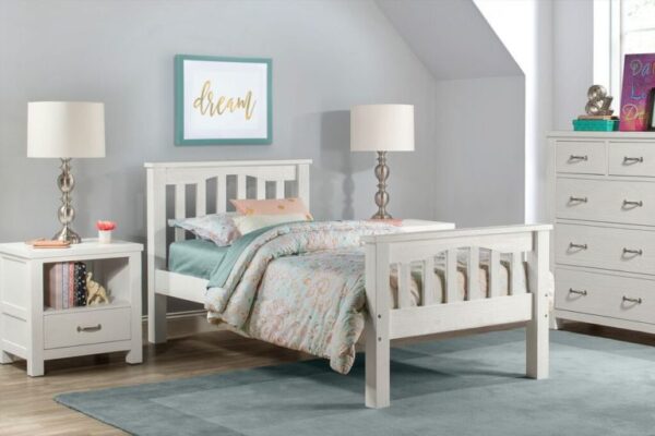 Kenwood Collection Slatted Bed in Distressed White