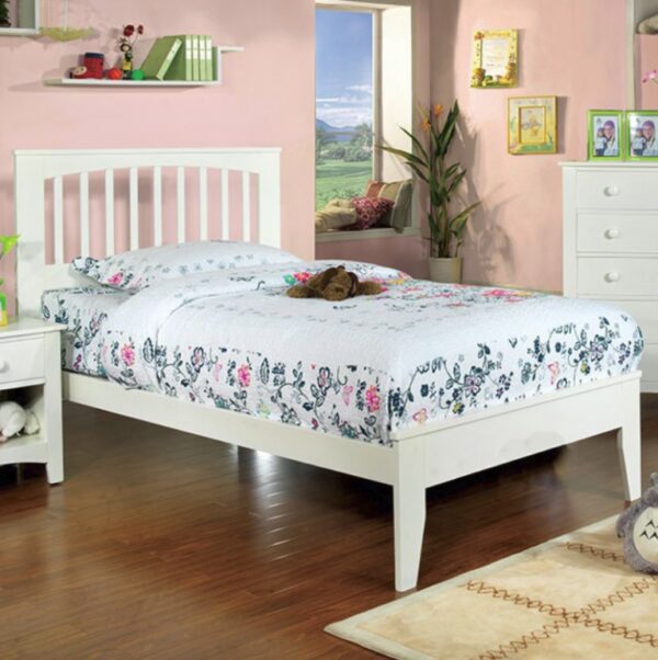 Pine Mission Style Platform Bed (White and Cherry)