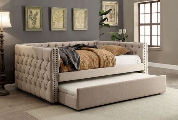 Suza Tufted Daybed with Nailhead Trim with Trundle in Ivory