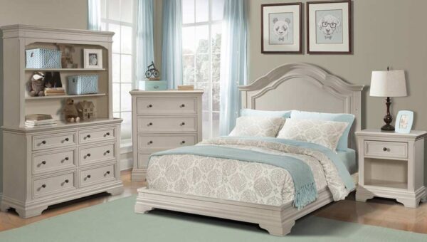 Adriana 4-in-1 Convertible Crib in Off White - Image 2
