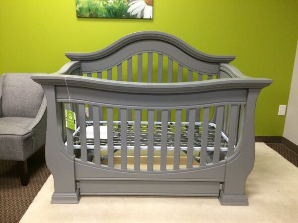 Baby Appleseed Davenport Convertible Crib in Moon Grey - Image 2