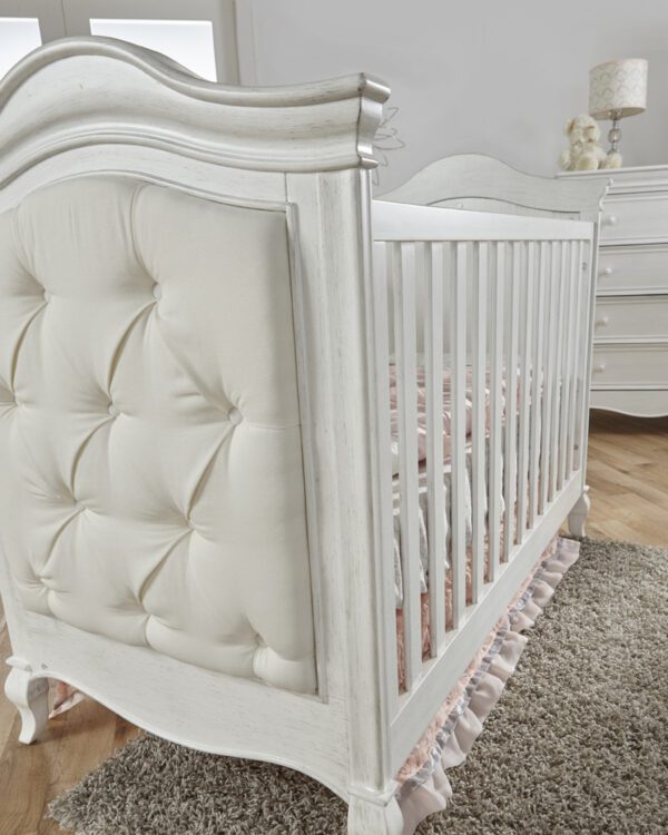 Diamond Classic Crib in Vintage White - Image 3