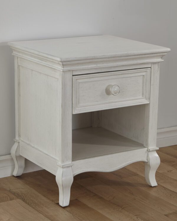 Diamond Nightstand in Vintage White