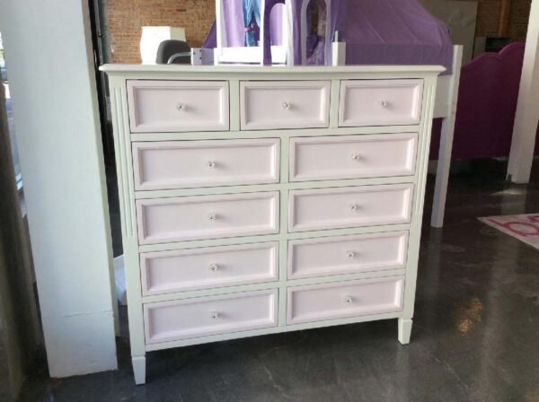 Gabby 11 Drawer Dresser w/ Crystal Knobs