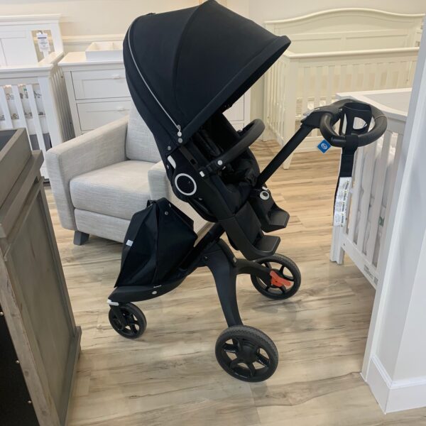 Stokke Xplory V6 with Cup Holder in Black