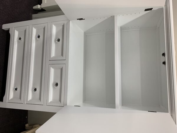 Winchester Collection Armoire - Image 2