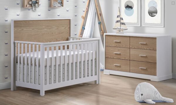 NEST Juvenile Vibe Convertible Crib in White/Natural Oak