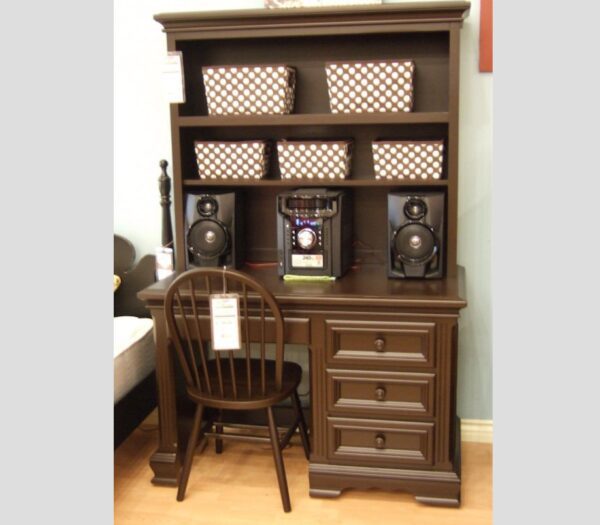 Country Hill Student Desk