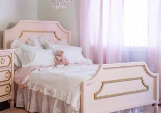 Beverly-Bed-with-Molding-1-548x548