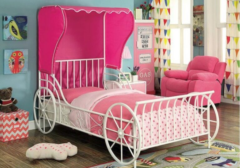 Charming-Carriage-Bed-in-White-with-Top-Tent-in-Pink-Room-768x584