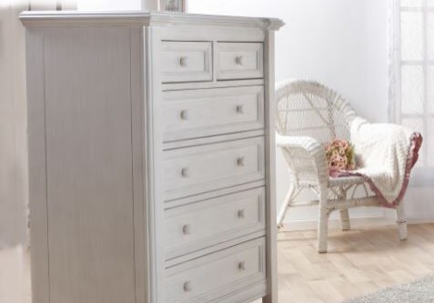 Cristallo-5-Drawer-Chest-in-Vintage-White-PRO