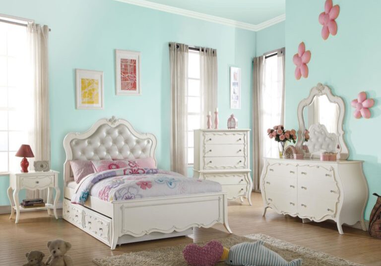 Ida-Collection-in-Pearl-White-768x541