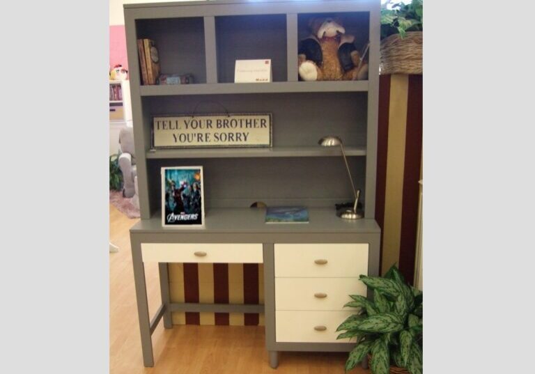 Milano-Collection-Student-Desk-with-Hutch-768x585
