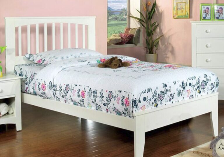 Pine-Mission-Style-Twin-Size-Platform-Bed-in-White-768x770