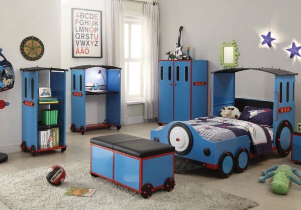 Retro-Express-Twin-Size-Train-Bed-in-Blue-Red-and-Black-Finish-768x419