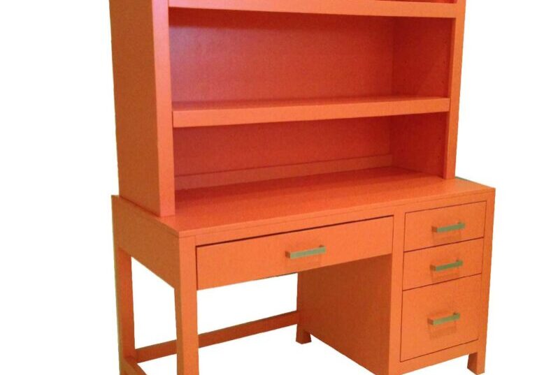 Ricki-Desk-with-Hutch
