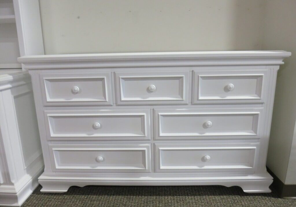 country-hill-7-drawer-double-dresser-in-white