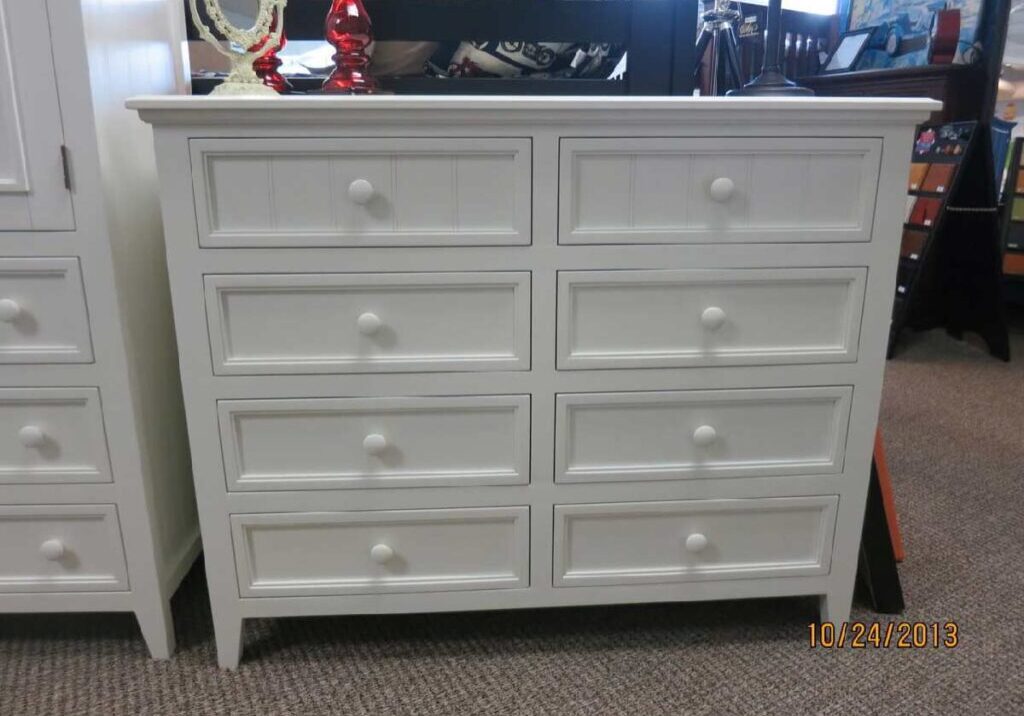 deluxe-8-drawer-dresser-in-white